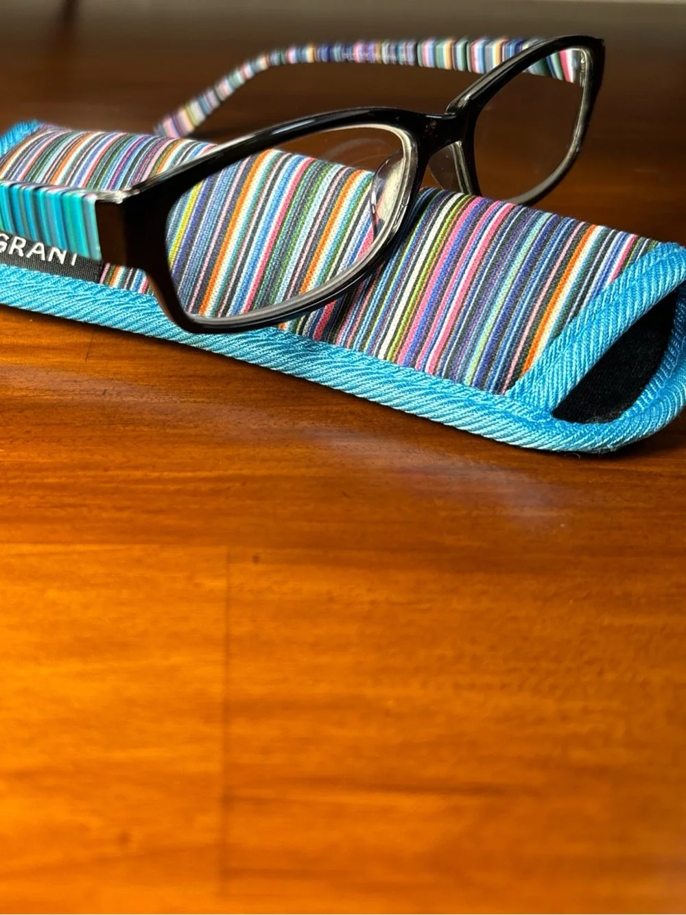 Foster Grant Reading Glasses PL0515 Brianna BLU PD58.5+/-1MM +2.00